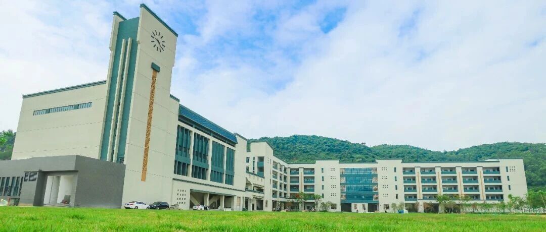 金灣三灶中學(xué)金秋交付|珠海建工集團(tuán)圓滿建成三灶新建中學(xué)，為金灣教育注入新活力